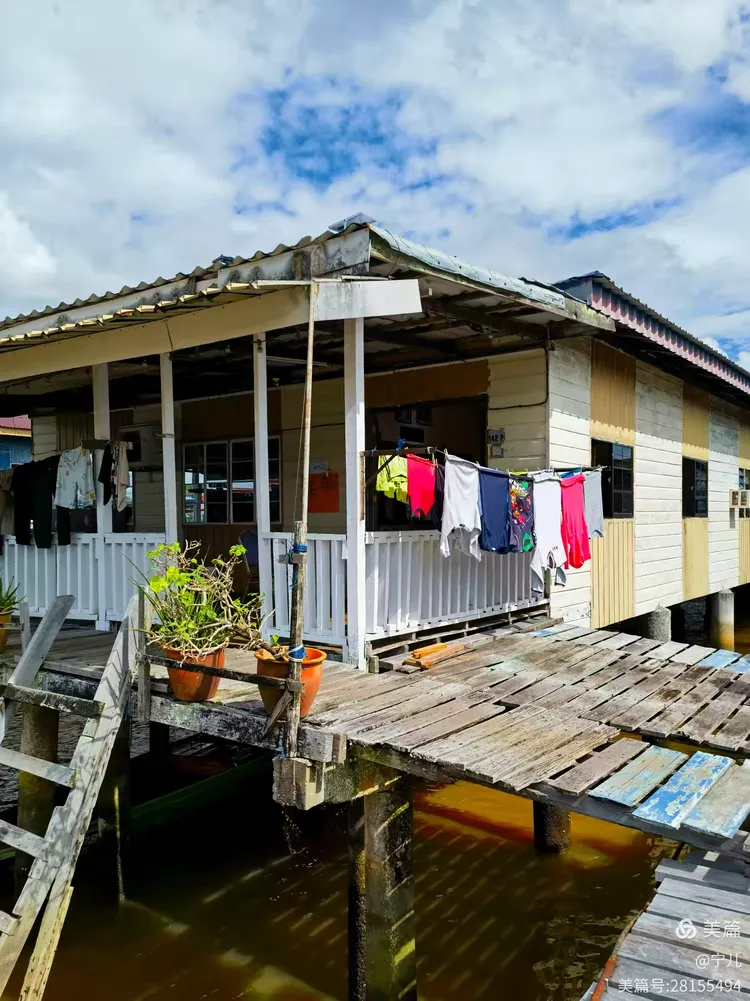 文莱河,水上人家